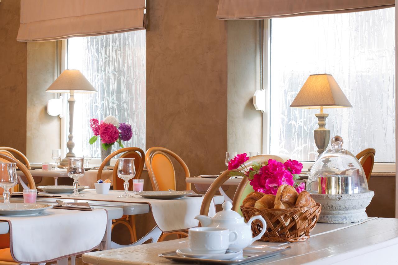 Hotel Le Roosevelt Живе Екстериор снимка